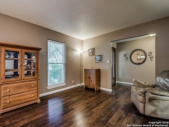 5th image of 13707 Brook Hollow Blvd