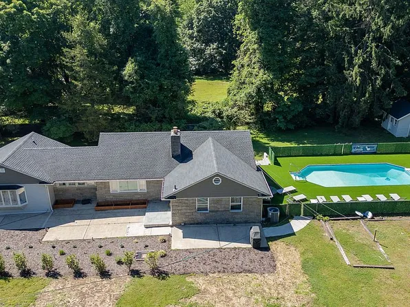 461 Bedford Rd, Armonk, NY 10504