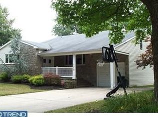1715 Country Club Dr, Cherry Hill, NJ 08003
