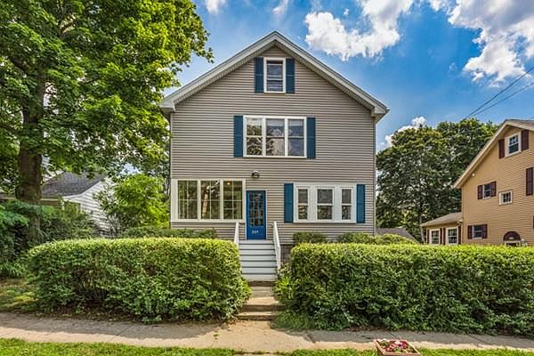 1st image of 209 Governors Ave