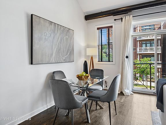 5th image of 2251 W Foster Ave APT 3