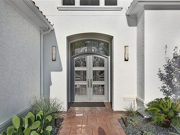 5th image of 18780 Wainsborough Ln