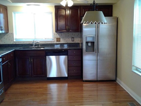 4th image of 5631 Teak Ct