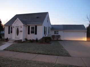 27811 Warren Rd, Garden City, MI 48135