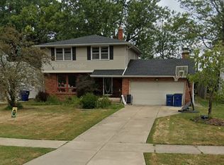 263 Cindy Dr, Williamsville, NY 14221