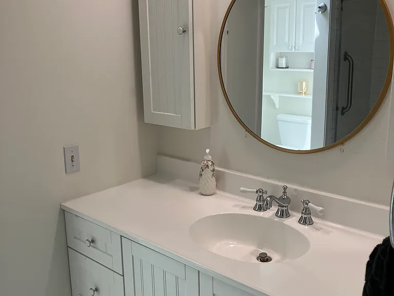 684 Wetherby Ln — Photo 16