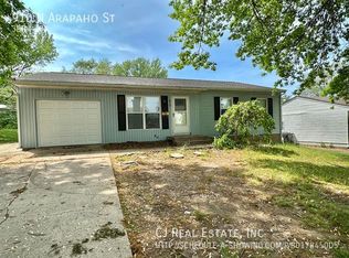 910 N Arapaho St, Independence, MO 64056