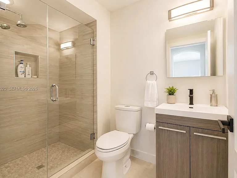 16354 SW 48th Ter — Photo 14