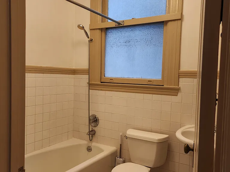 1040 Fulton St #16 — Photo 15