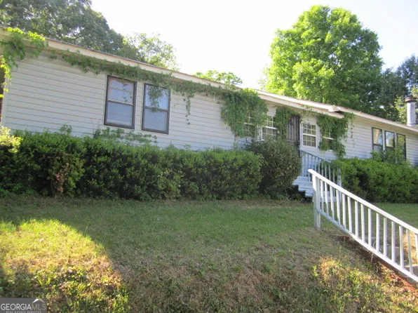 4705 Ernest Dr, Forest Park, GA 30297