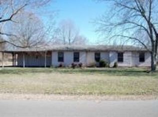 16 Belle Dr, Scottsboro, AL 35769