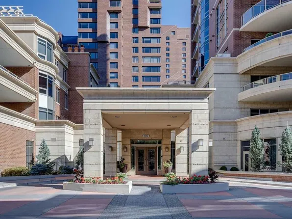 600 NW Princeton Way SW #702, Calgary, AB T2P 5N4