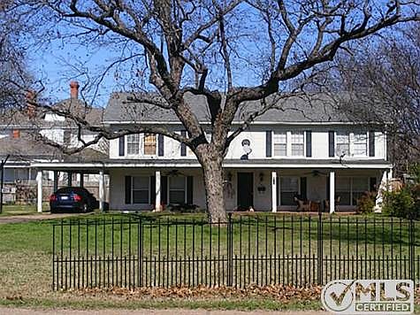 1st image of 404 1/2 N Bois Darc Ave