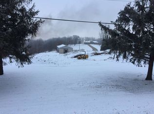 13961 N Cascade Rd, Dubuque, IA 52003