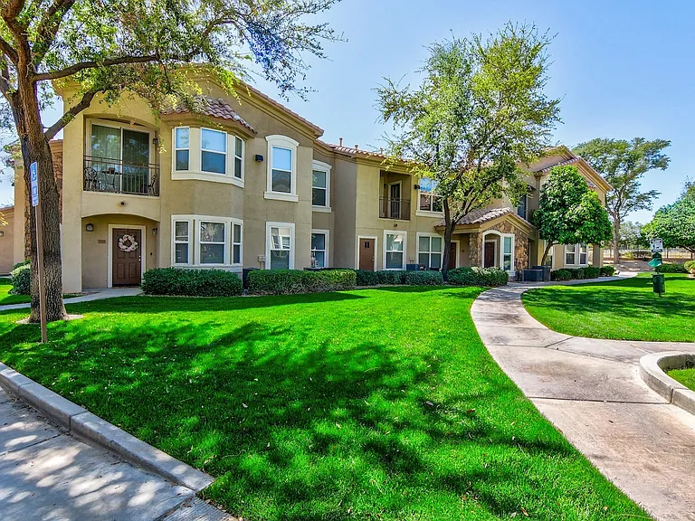 Mediterra Apartment Homes — Photo 36