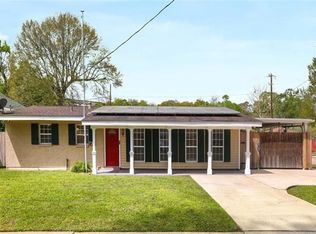 732 Wiegand Dr, Nine Mile Point, LA 70094