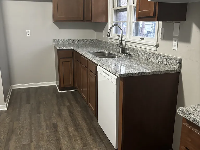 4406 Rockwood Dr — Photo 15