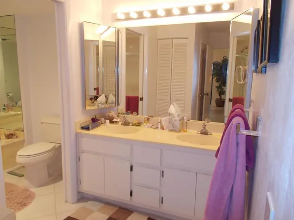 16 Stratford Dr Unit D, Boynton Beach, FL 33436