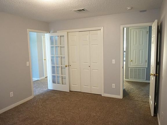 3rd image of 10985 Country Ostrich Dr