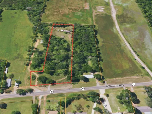 1118 E San Antonio St, Alto, TX 75925