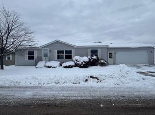 7500 Curry St SE, Caledonia, MI 49316