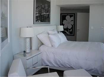 5th image of 200 Biscayne Blvd Way APT 4402