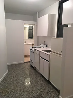 Rented by Sky Management | media 38