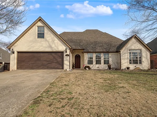484 N Rocky Xing, Fayetteville, AR 72704