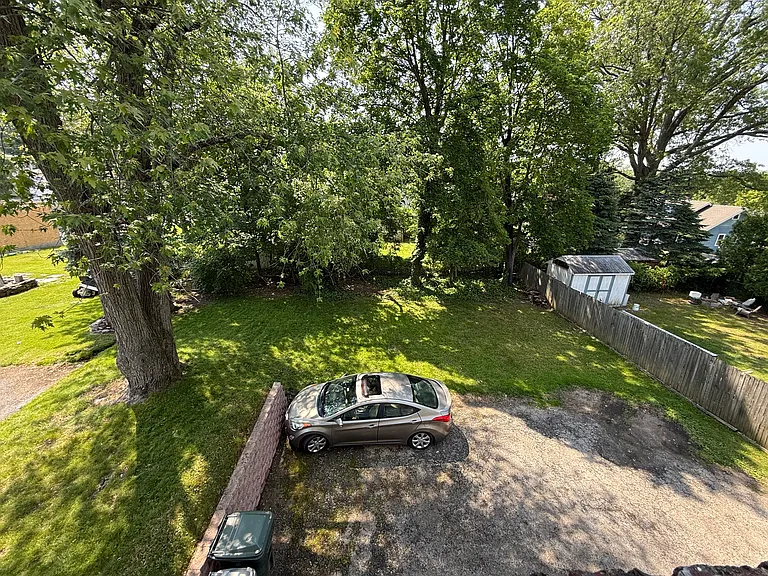 1576 Ferndale Ave #1 — Photo 10