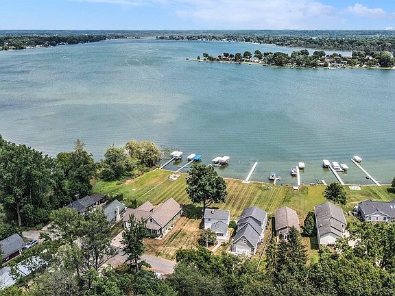 3rd image of 11987 W Indian Lake Dr