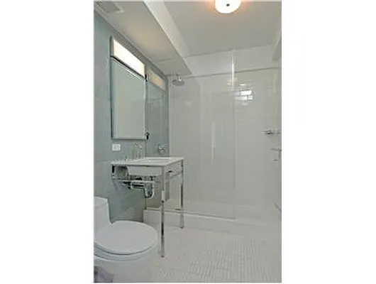 Rented by Douglas Elliman | media 33