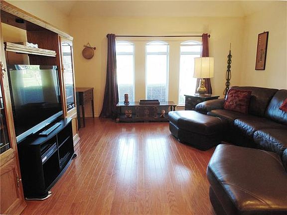 5th image of 7003 Hunter Cove Dr
