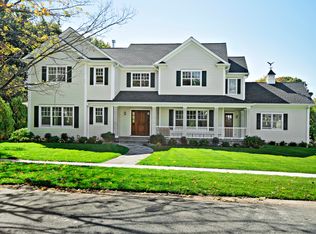 49 Glen Oaks Dr, Rye, NY 10580