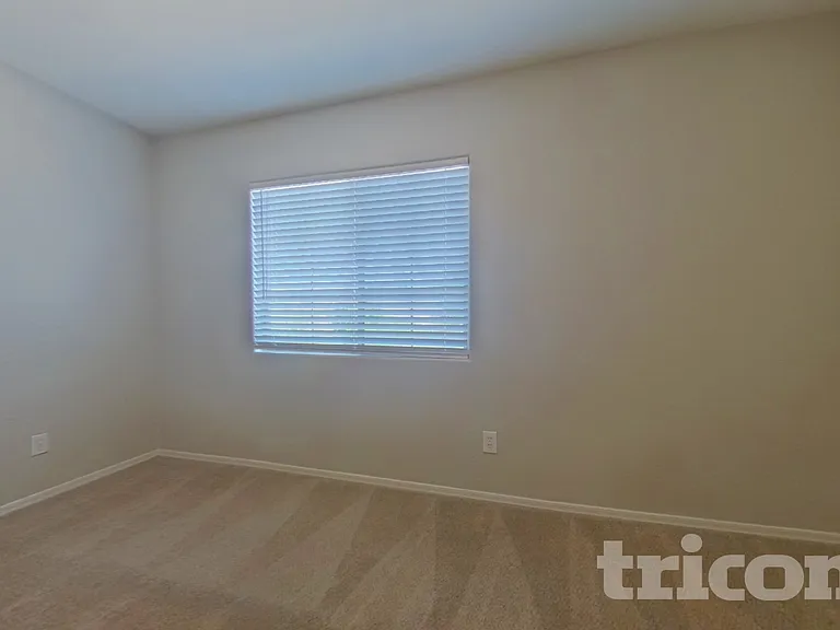 17345 W Watkins St — Photo 13