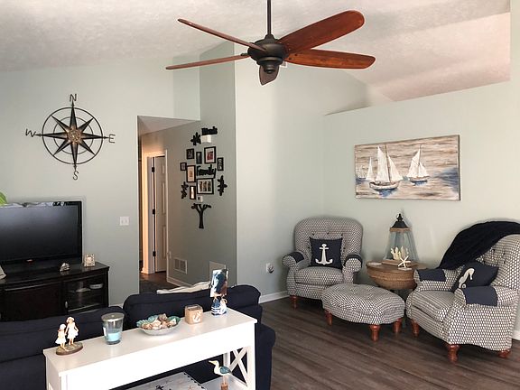 4th image of 3856 Dartford Ln