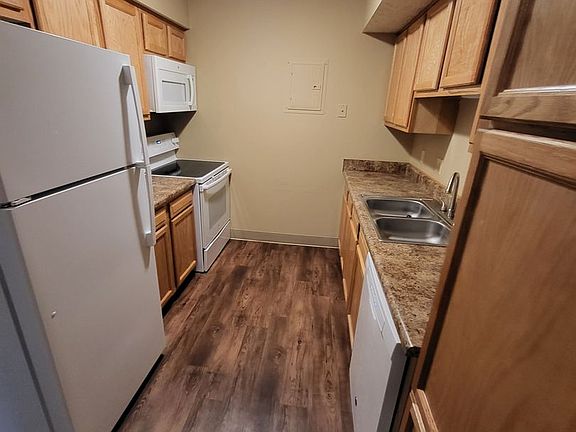 5th image of 8500 Granville Pkwy #2-215