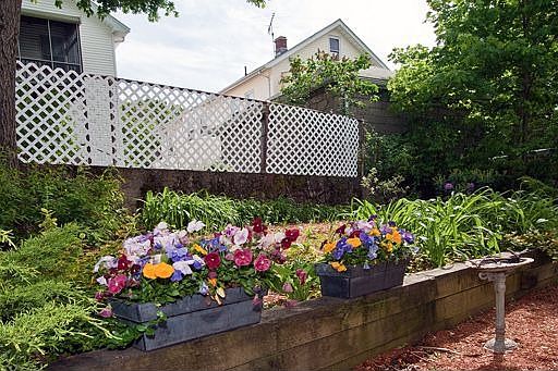 Private Terraced Yard