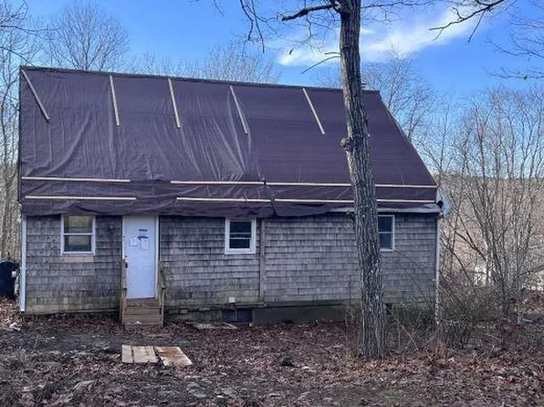 44 Philbrook Lane, Waldoboro, ME 04572