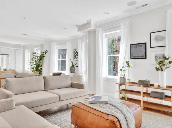 177 Winthrop Rd APT 3, Brookline, MA 02445