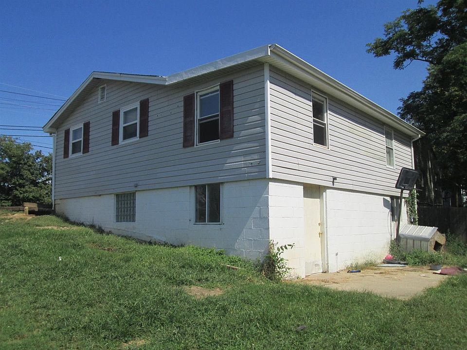 2nd image of 200 Falmouth St
