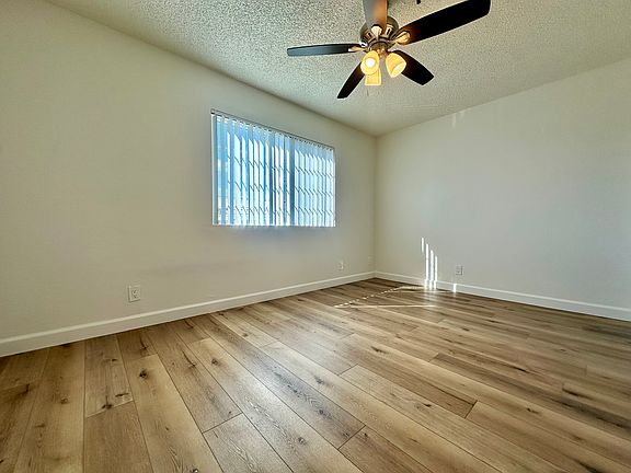 4th image of 11982 Truro Ave #84accfc38