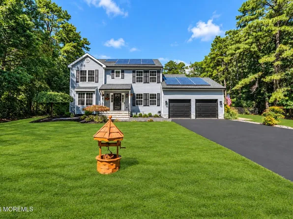 6 Chris Ann Court, Jackson, NJ 08527