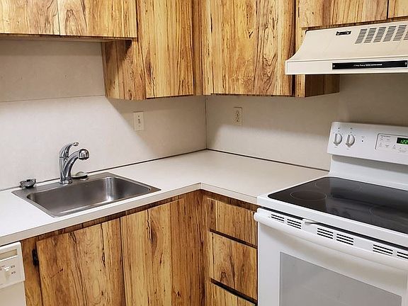 4th image of 59 Frairy St APT 205