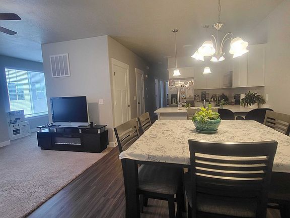3rd image of 4715 S Dearing Ln #Ll201