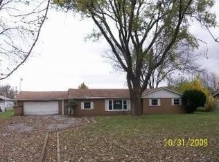 758 W Arlington Ln, Crete, IL 60417