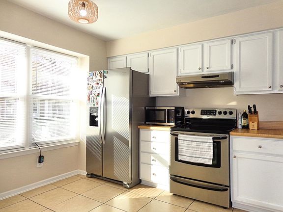 4th image of 2314 Sandollar Ct