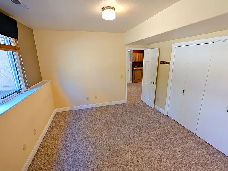 1291 Meadowlake Way — Photo 32
