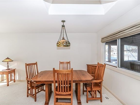5th image of 2360 Leeward Ln