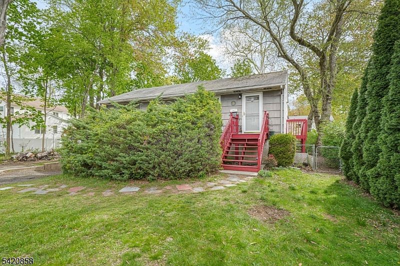 1st image of 48 Prospect Rd