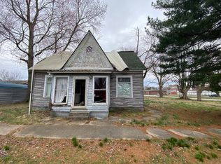 407 Church St, Grandview, IN 47615